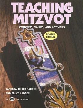 portada teaching mitzvot: concepts, values, and activities (en Inglés)