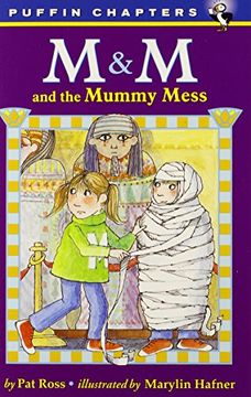 portada M & m and the Mummy Mess (en Inglés)