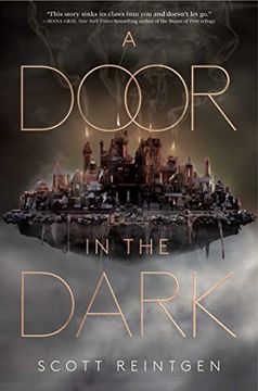 portada A Door in the Dark (1) (Waxways) (en Inglés)