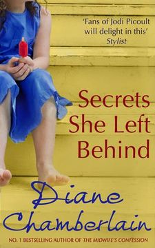 portada Secrets She Left Behind