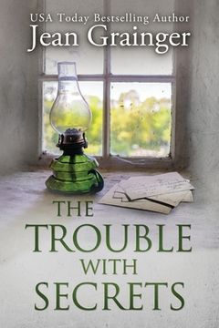 portada The Trouble With Secrets (en Inglés)