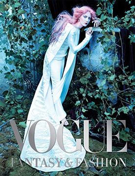 portada Vogue: Fantasy & Fashion (en Inglés)