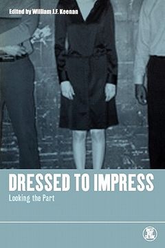 portada dressed to impress (in English)