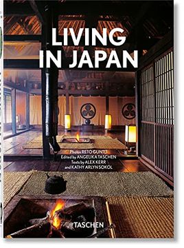 portada Living in Japan 