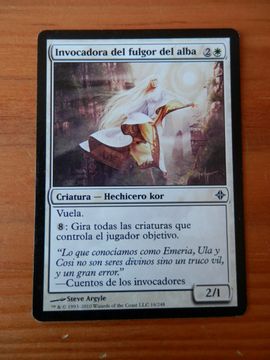 portada Carta Magic Invocadora Del Fulgor Del Alba. Criatura - Hechicero Kor