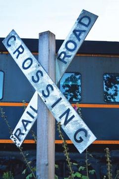 portada Railway Crossing: Fort Langley, British Columbia