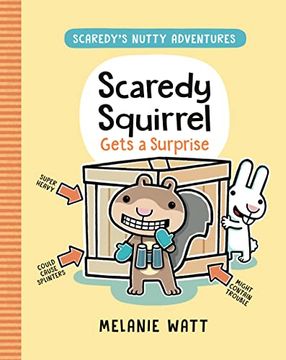 portada Scaredy Squirrel Gets a Surprise: (A Graphic Novel)