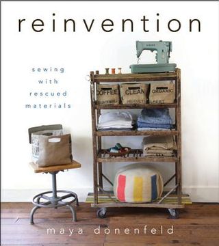 portada reinvention: sewing with rescued materials (en Inglés)