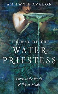 portada The way of the Water Priestess: Entering the World of Water Magic (en Inglés)
