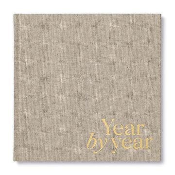 portada Year by Year: Written by you for Your Child (en Inglés)