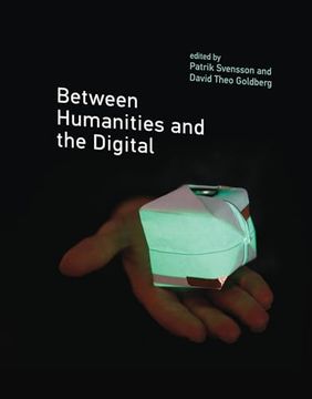 portada Between Humanities and the Digital (en Inglés)