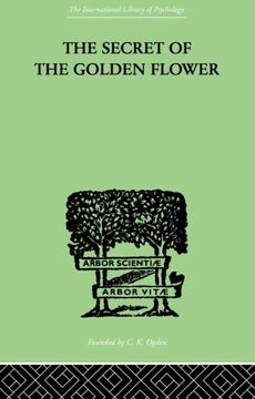 portada The Secret of the Golden Flower: A Chinese Book of Life 
