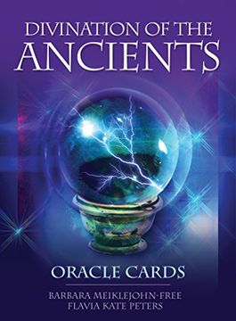 portada Divination of the Ancients: Oracle Cards