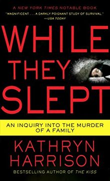 portada While They Slept: An Inquiry Into the Murder of a Family 
