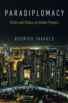 portada Paradiplomacy: Cities and States as Global Players (en Inglés)