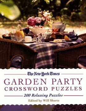 portada The new York Times Garden Party Crossword Puzzles: 200 Relaxing Puzzles (New York Times Crossword Puzzle) (en Inglés)