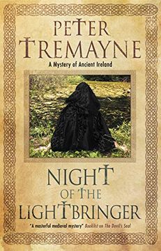 portada The Night of the Lightbringer: 28 (Sister Fidelma Mystery) (in English)