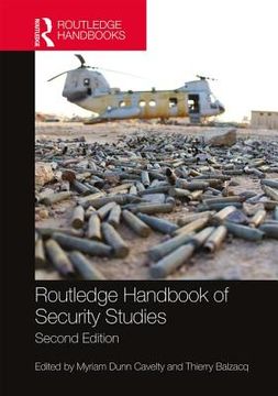 portada Routledge Handbook of Security Studies (en Inglés)