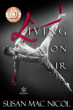 portada Living On Air (en Inglés)