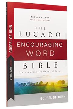portada By the Book Series: Lucado, Gospel of John, Paperback, Comfort Print: Experiencing the Heart of Jesus (en Inglés)