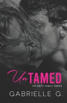 portada Untamed: A fake relationship, small town romance (in English)