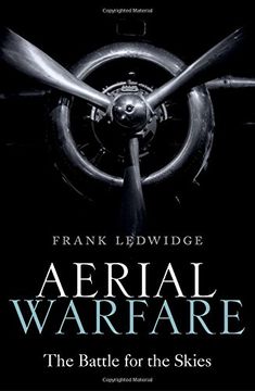 portada Aerial Warfare: The Battle for the Skies (en Inglés)