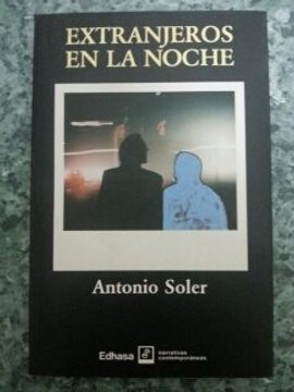 portada Extranjeros En La Noche (in Spanish)