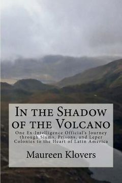 portada in the shadow of the volcano (en Inglés)