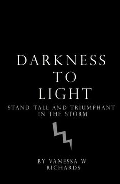 portada Darkness to Light: Stand Tall and Triumphant in the Storm