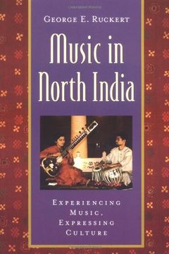 portada Music in North India: Experiencing Music, Expressing Culture (Global Music Series) 