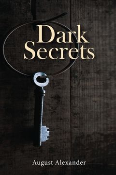 portada Dark Secrets (en Inglés)