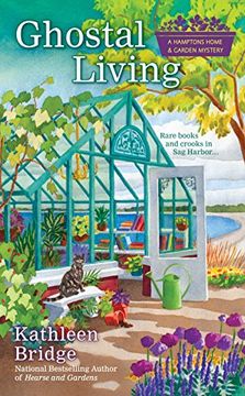 portada Ghostal Living (Hamptons Home & Garden Mystery) (in English)
