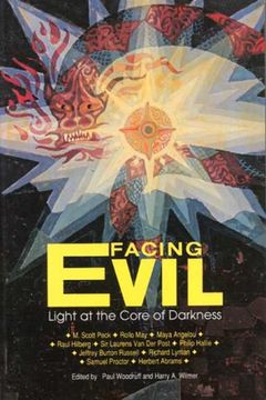 portada Facing Evil: Light at the Core of Darkness (en Inglés)
