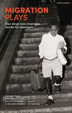 portada Migration Plays: Four Large Cast Ensemble Stories for Teenagers (en Inglés)