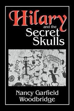 portada hilary and the secret skulls: hilary and the secret skulls (en Inglés)