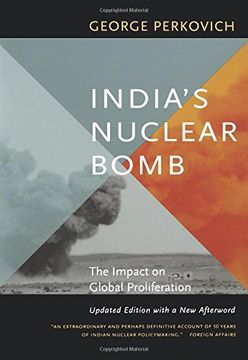portada India's Nuclear Bomb: The Impact on Global Proliferation Updated Edition With a new Afterword (en Inglés)