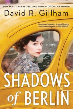portada Shadows of Berlin: A Novel (in English)