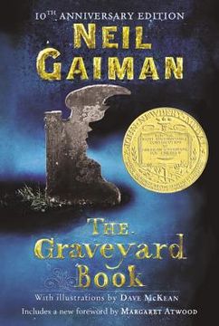 The Graveyard Book (en Inglés)