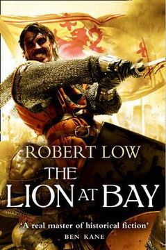 portada the lion at bay. robert low (in English)