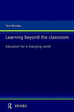 portada learning beyond the classroom (in English)