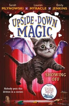 portada Upside Down Magic 3: Showing off (en Inglés)