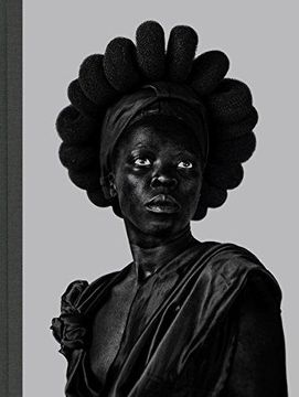 portada Zanele Muholi: Somnyama Ngonyama, Hail The Dark Lioness (in English)