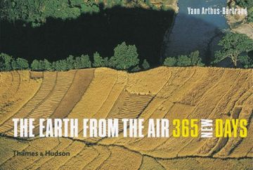 portada The Earth from the Air: 365 New Days (en Inglés)