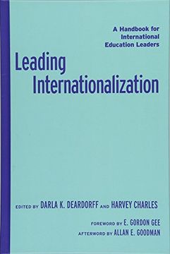 portada Leading Internationalization: A Handbook for International Education Leaders (en Inglés)