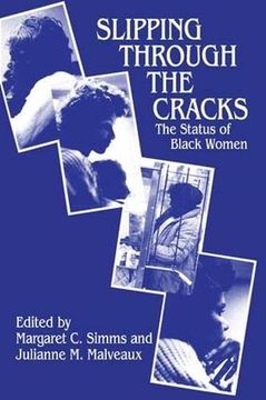 portada Slipping Through the Cracks: Status of Black Women (en Inglés)