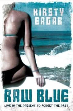 portada raw blue. kirsty eagar (en Inglés)