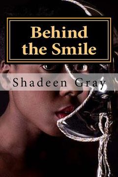 portada Behind the Smile: Seeing God's Love through it all (en Inglés)