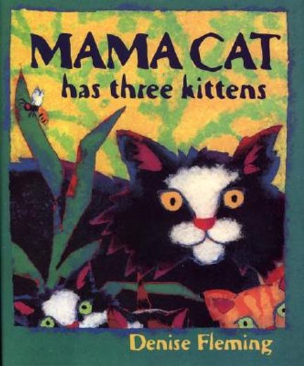 mama cat has three kittens (en Inglés)